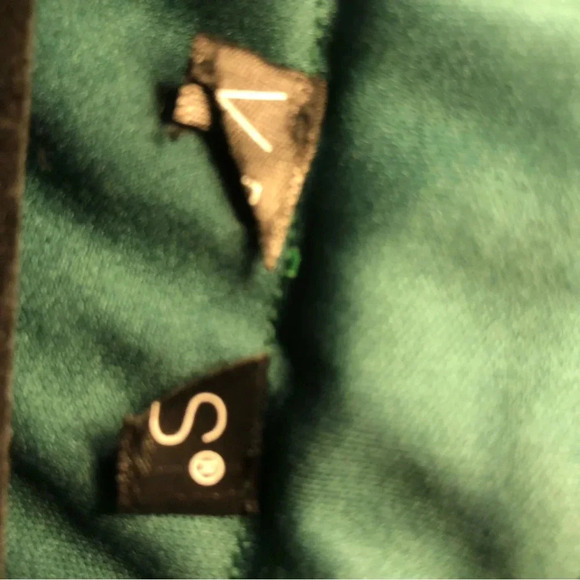 Green Sequin All over crop - Picture 14 of 14